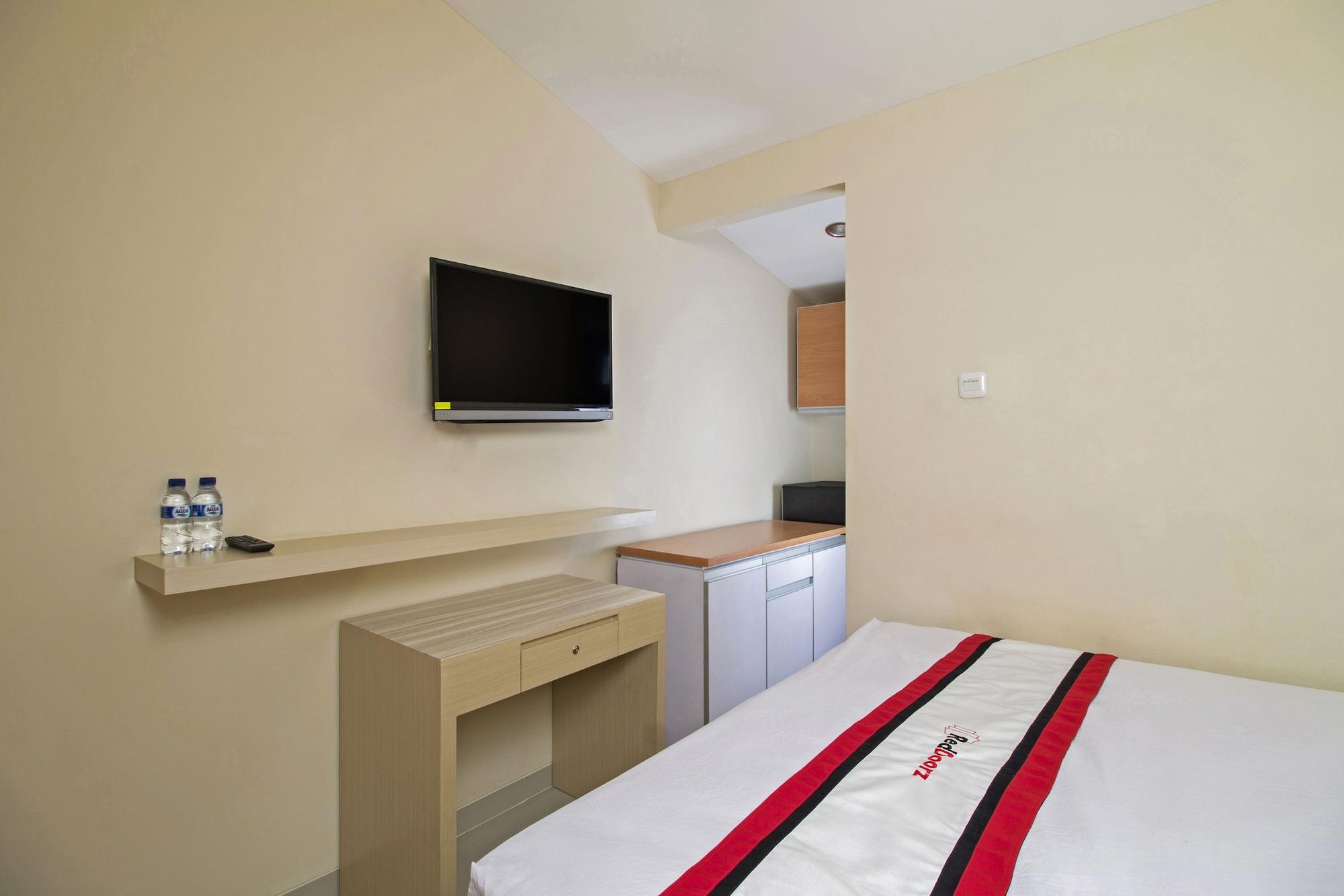 Reddoorz Plus @ Setiabudi Tengah Jacarta Exterior foto