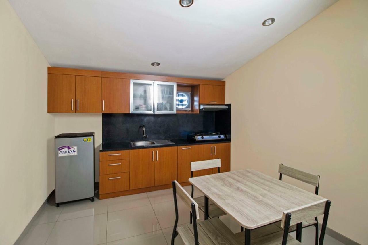 Reddoorz Plus @ Setiabudi Tengah Jacarta Exterior foto
